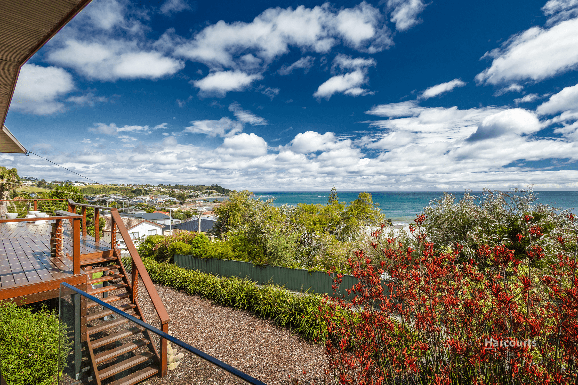 17 Seaside Crescent, PENGUIN, TAS 7316