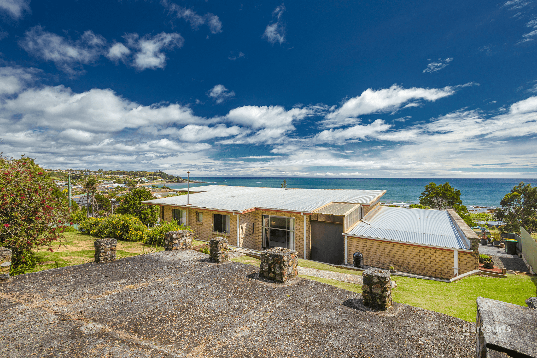 17 Seaside Crescent, PENGUIN, TAS 7316