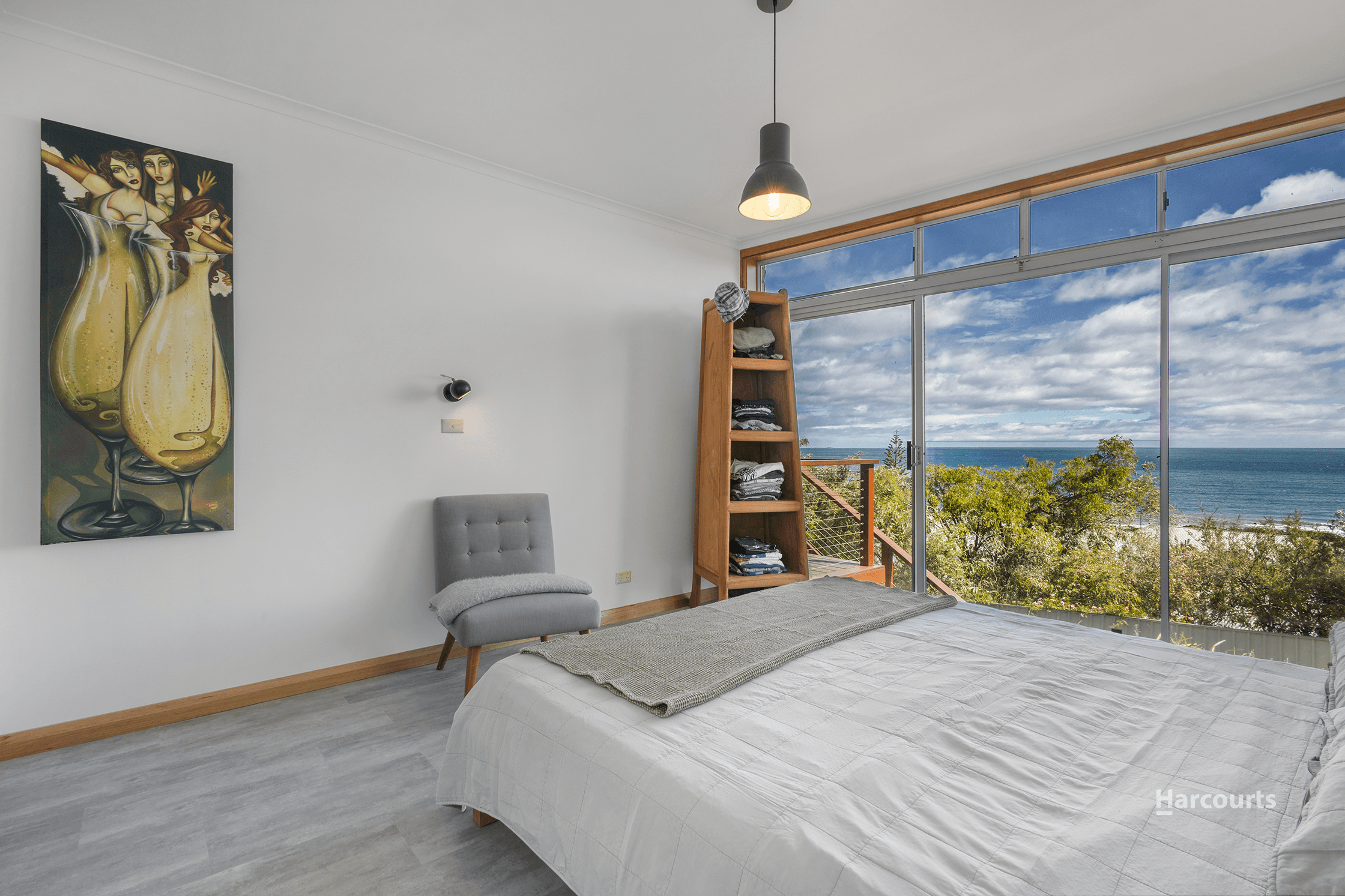 17 Seaside Crescent, PENGUIN, TAS 7316