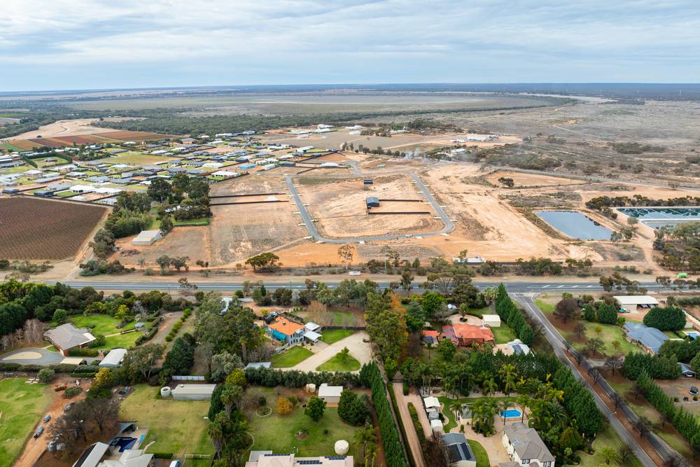 13 Yorke Drive, Gol Gol, NSW 2738