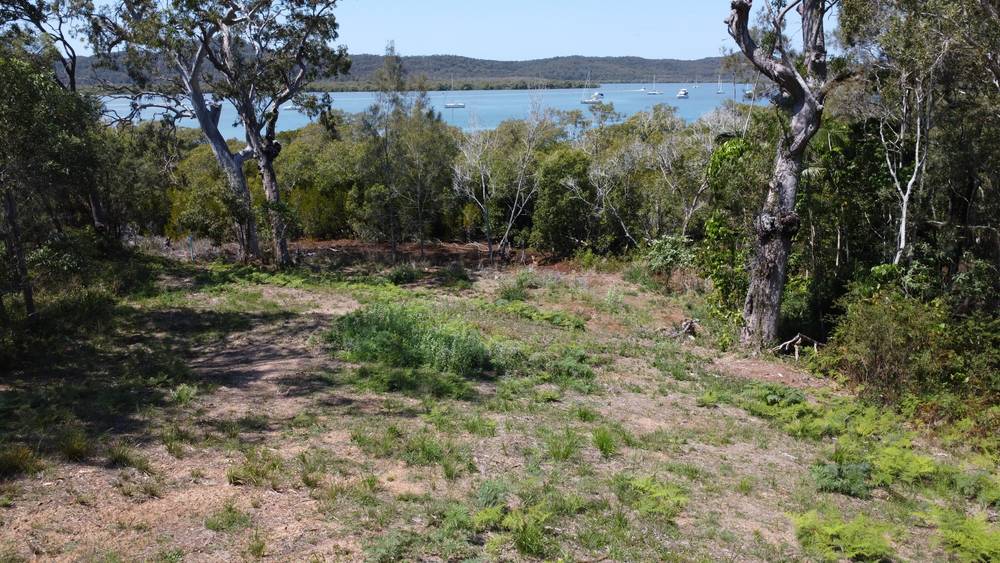 11 INLET AVENUE, RUSSELL ISLAND, QLD 4184