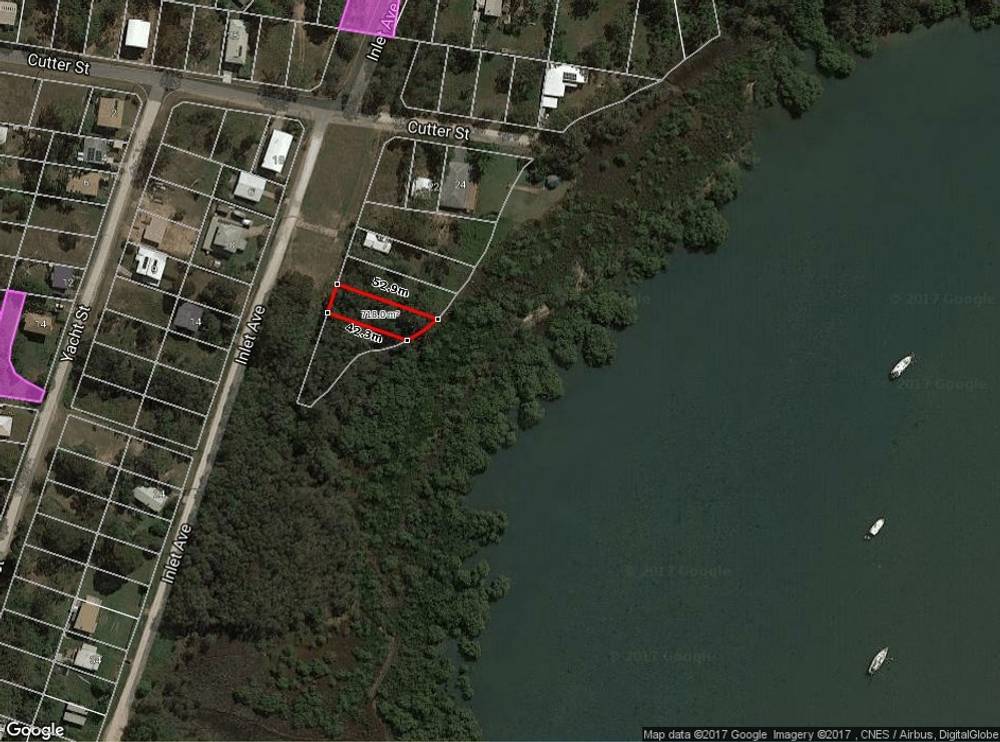 11 INLET AVENUE, RUSSELL ISLAND, QLD 4184