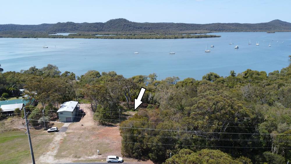11 INLET AVENUE, RUSSELL ISLAND, QLD 4184
