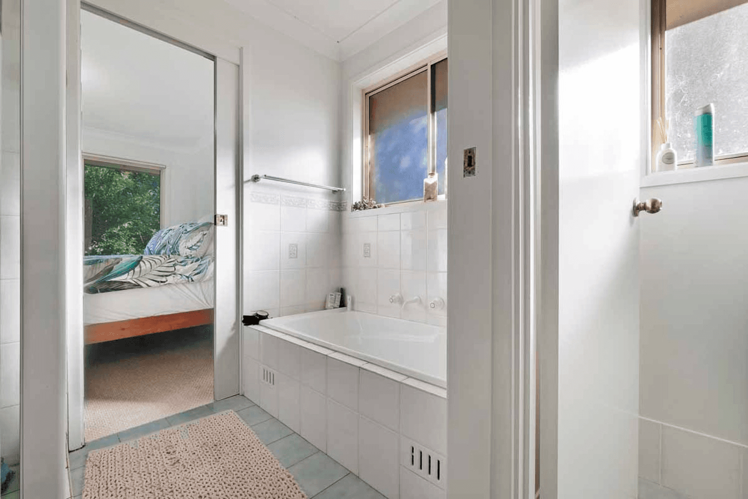 2/2a Rusden Road, Blaxland, NSW 2774