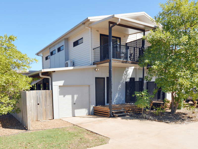 9/3 Tom Morrison Drive, Rocky Point, QLD 4874