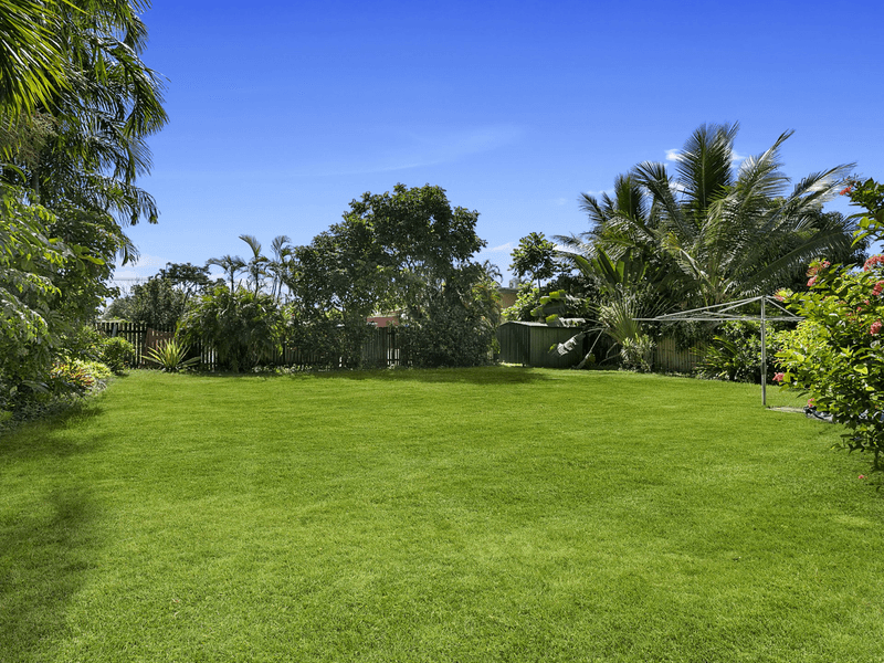 62 Cunningham Street, YORKEYS KNOB, QLD 4878