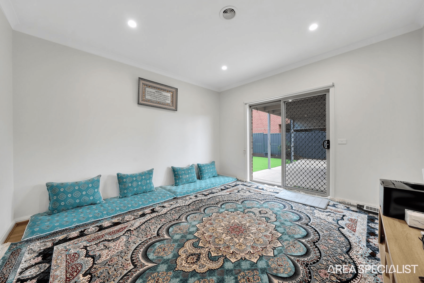 90 Toolern Waters Drive, Weir Views, VIC 3338