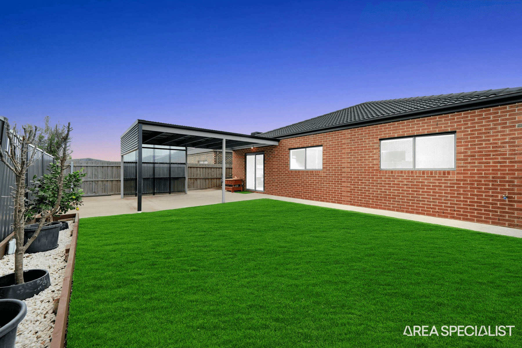 90 Toolern Waters Drive, Weir Views, VIC 3338