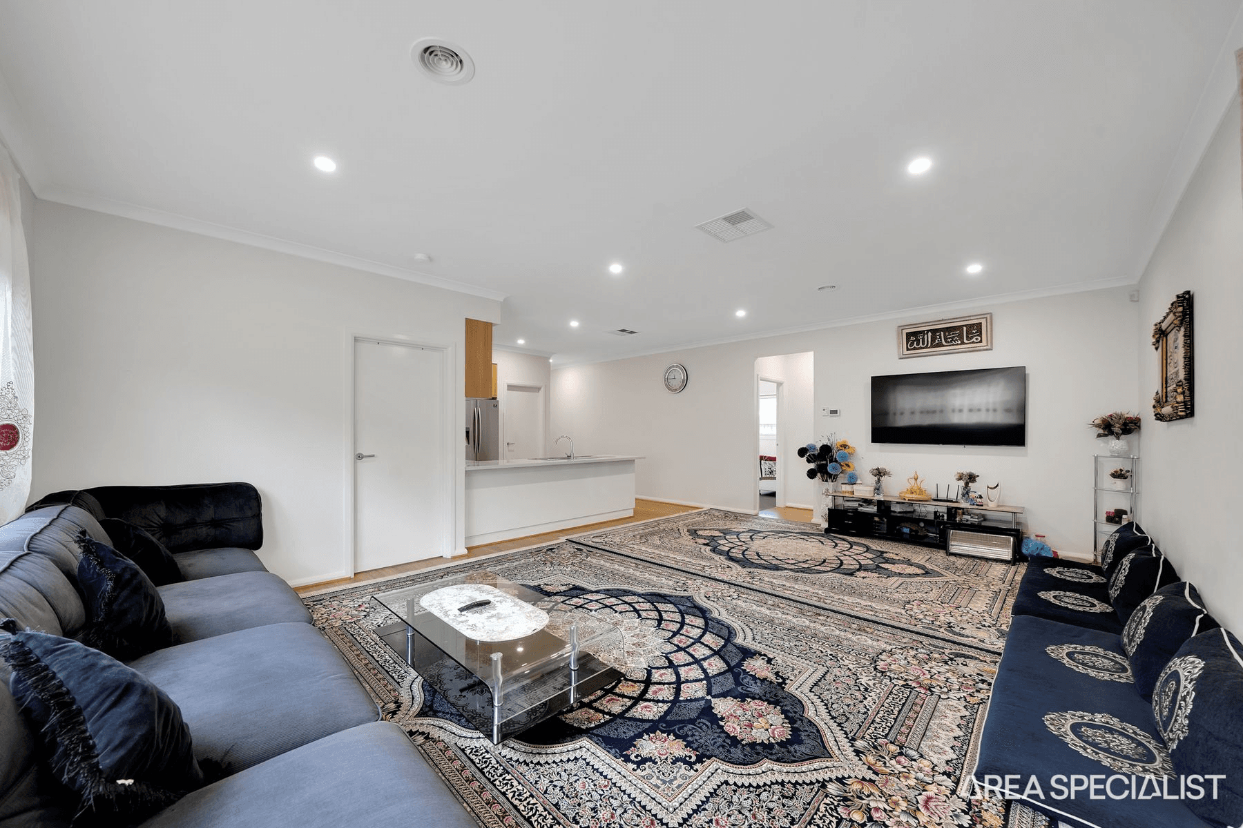 90 Toolern Waters Drive, Weir Views, VIC 3338