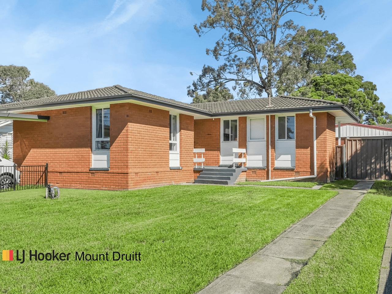 52 & 52a Roebuck Crescent, WILLMOT, NSW 2770