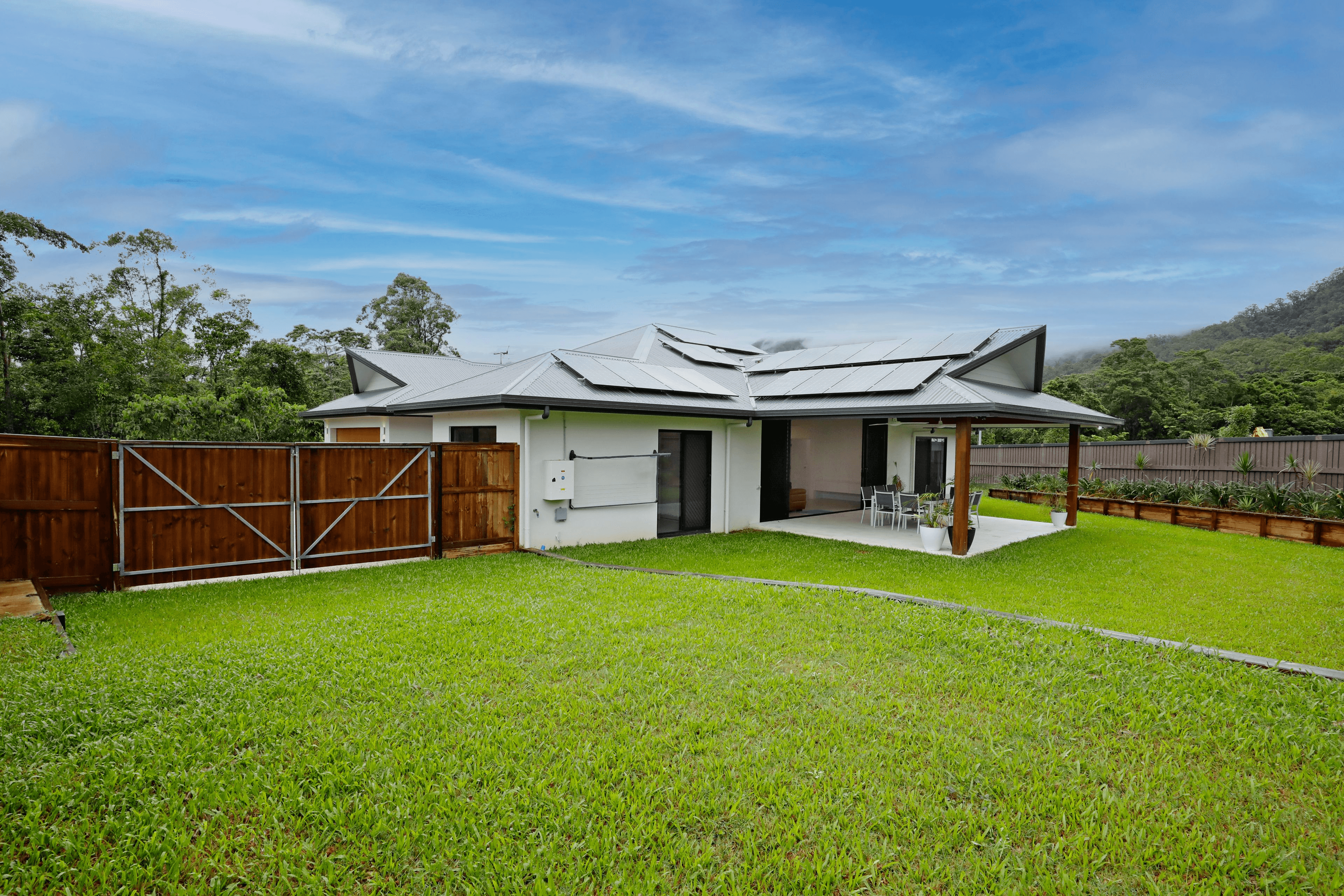 12 Newland Court, Bentley Park, QLD 4869