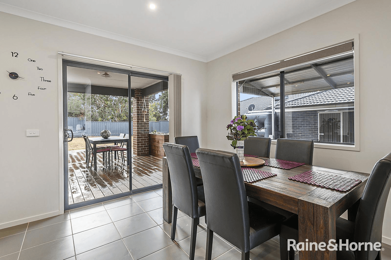 3 Kelly Close, KYNETON, VIC 3444