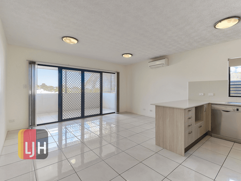 4/5 Binkar Street, CHERMSIDE, QLD 4032