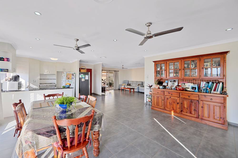 8 Hinkler Street, CHILDERS, QLD 4660