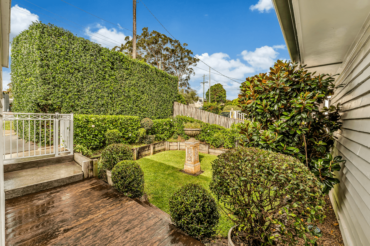 549 Cavendish Road, COORPAROO, QLD 4151