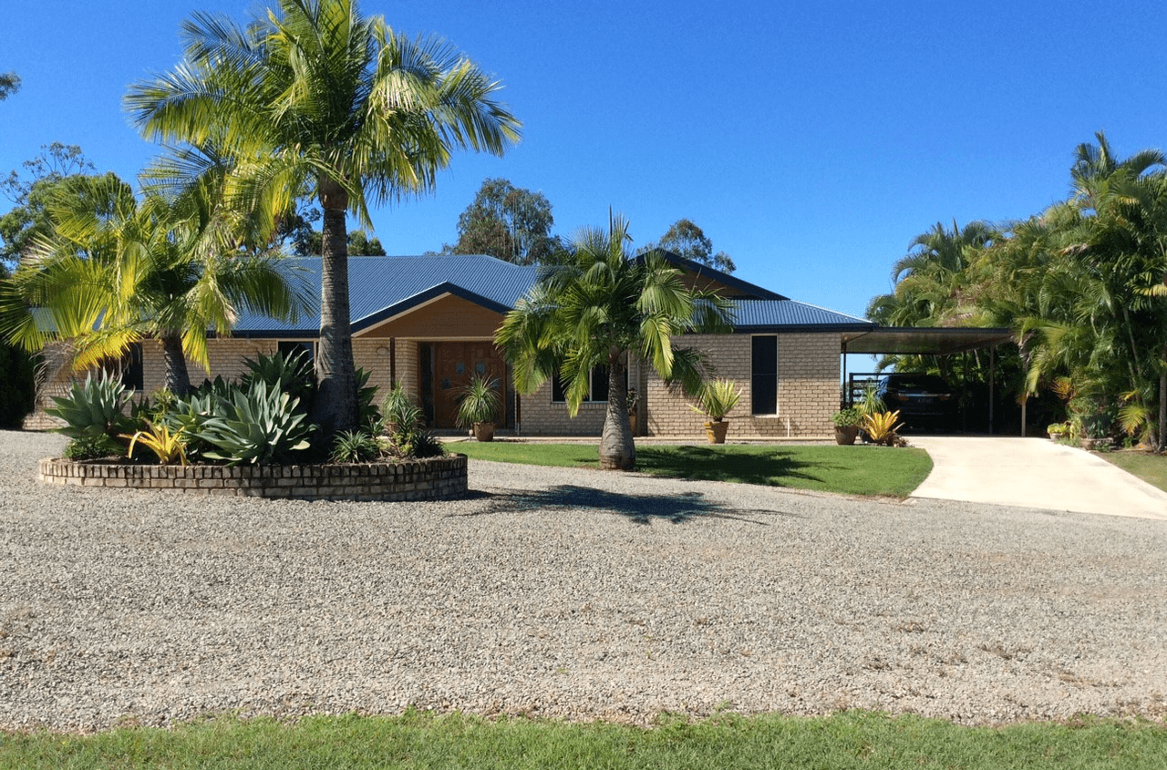 98 CHOOTA Drive, ANTIGUA, QLD 4650