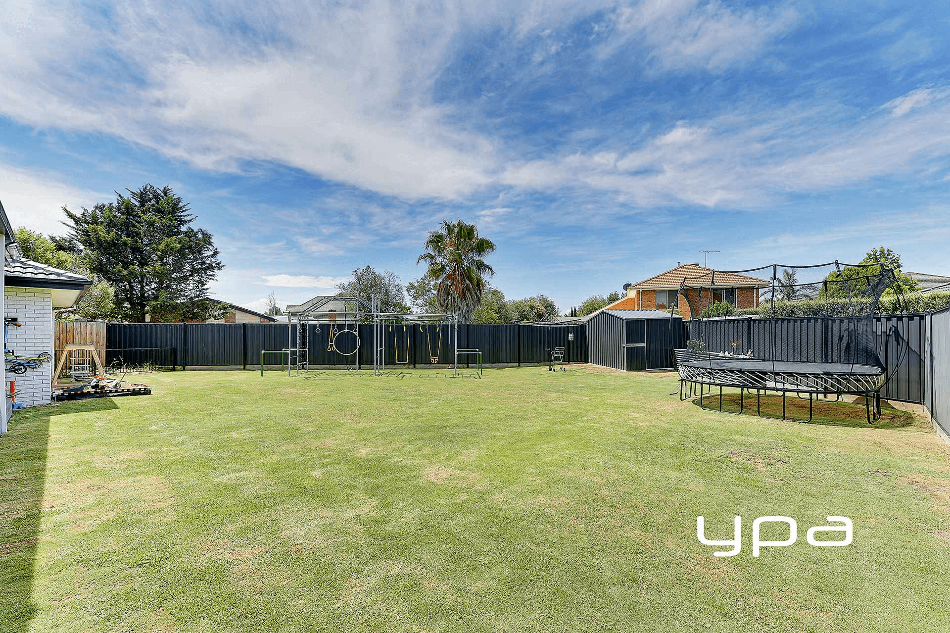 18 Winster Court, GREENVALE, VIC 3059