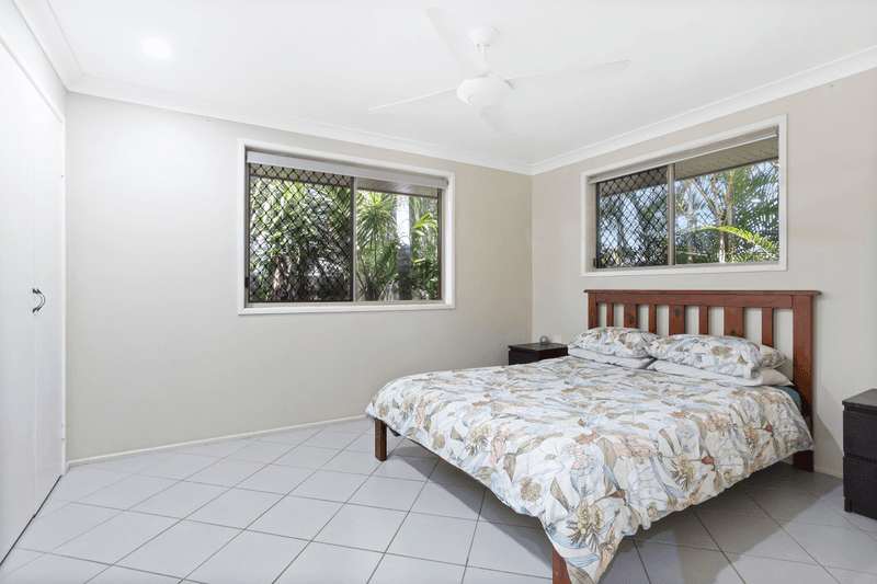 25 Buxton Drive, GRACEMERE, QLD 4702