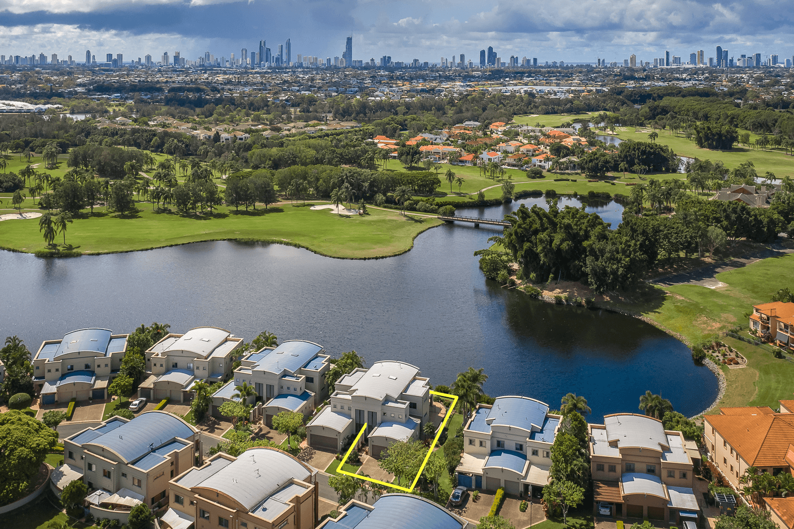 31/117 Palm Meadows Drive, Carrara, QLD 4211