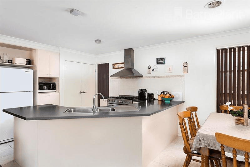 10 Willand Court, Hampton Park, VIC 3976