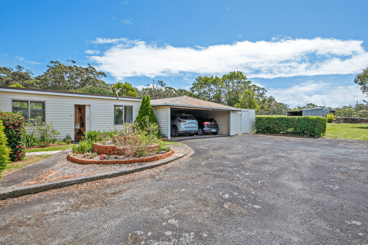 23072 Bass Highway, SMITHTON, TAS 7330