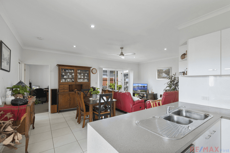 33 Northcote Crescent, CALOUNDRA WEST, QLD 4551