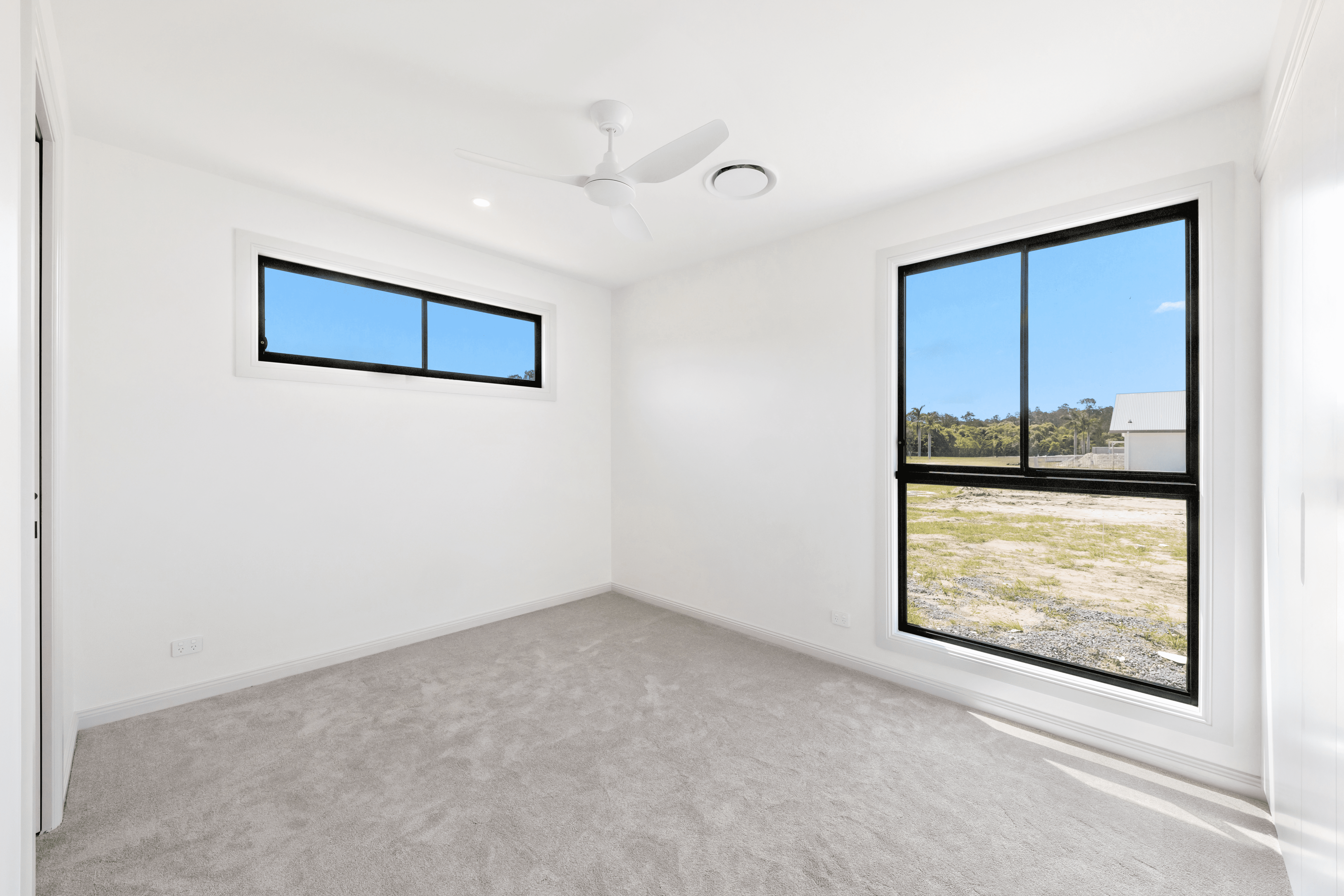 77 Harbour Boulevard, JACOBS WELL, QLD 4208