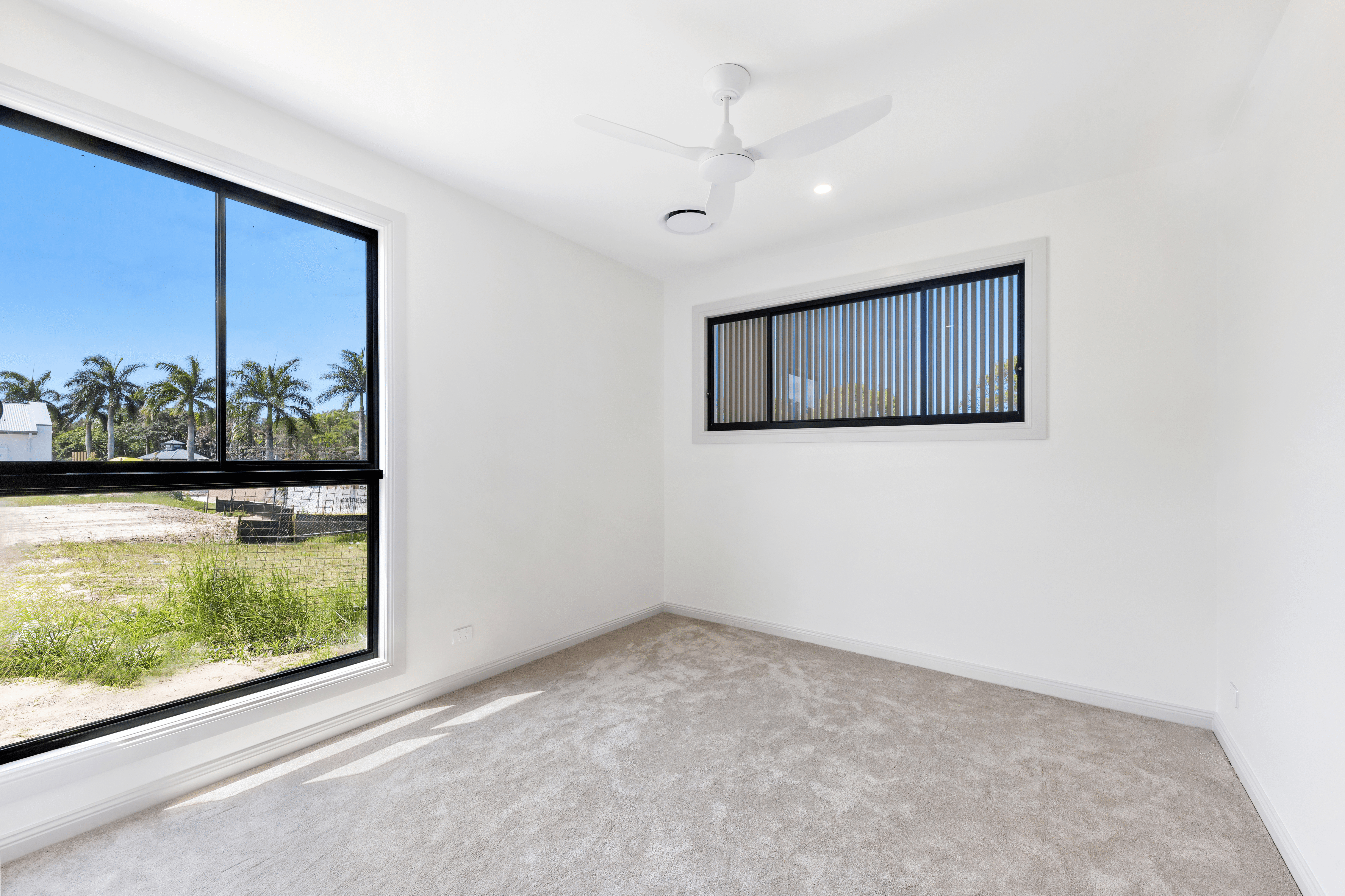 77 Harbour Boulevard, JACOBS WELL, QLD 4208