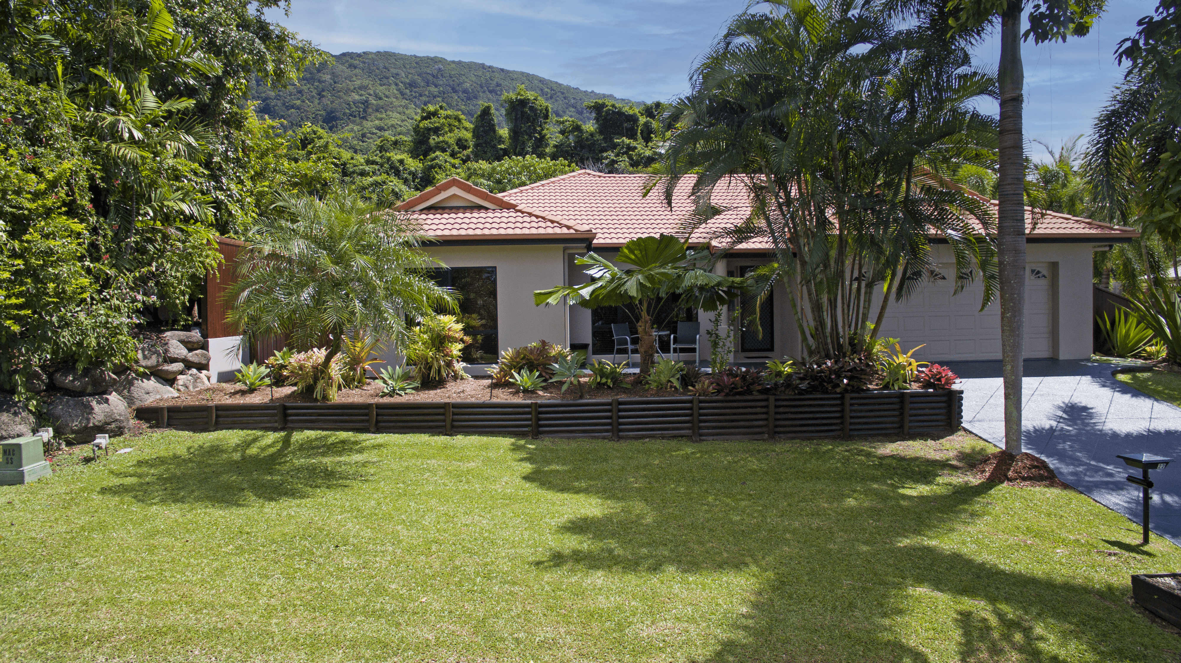 22  Macarthur Cl, Palm Cove, QLD 4879