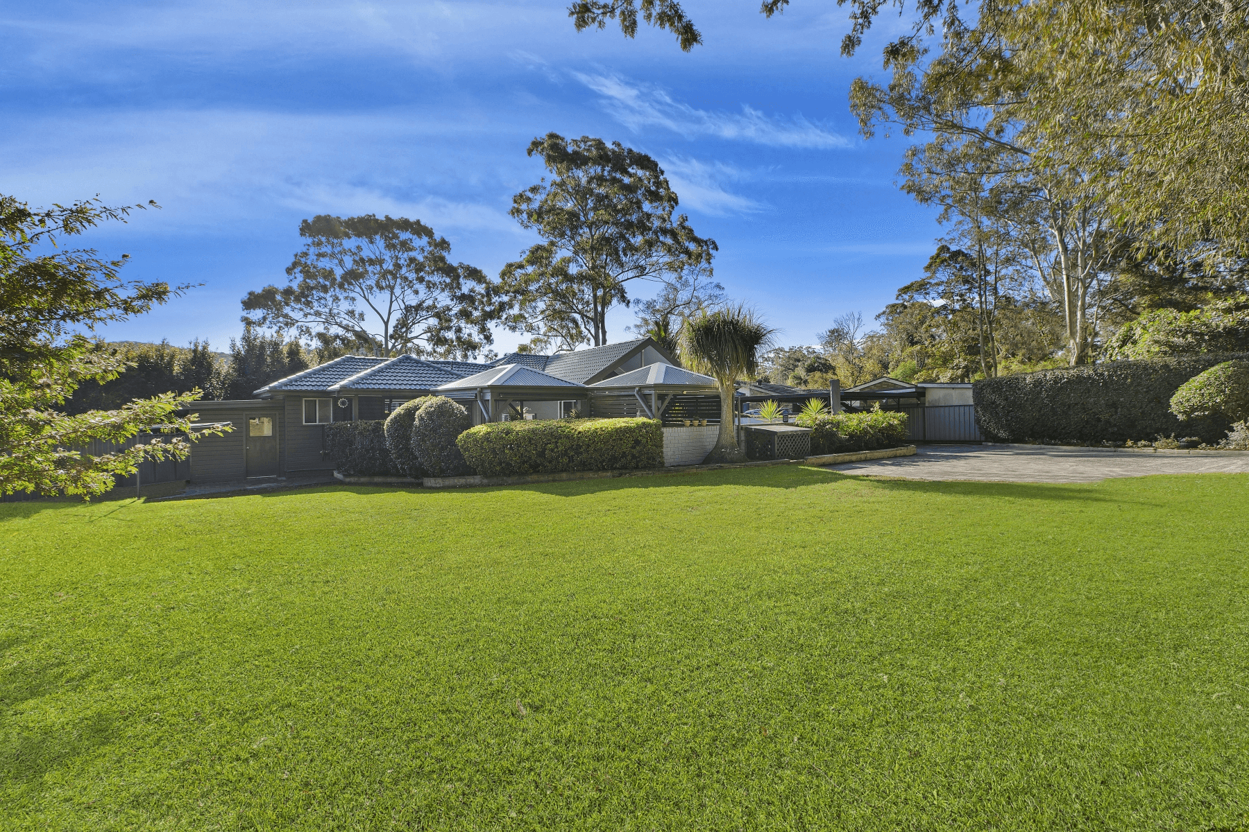 4  Crestwood Avenue, NIAGARA PARK, NSW 2250