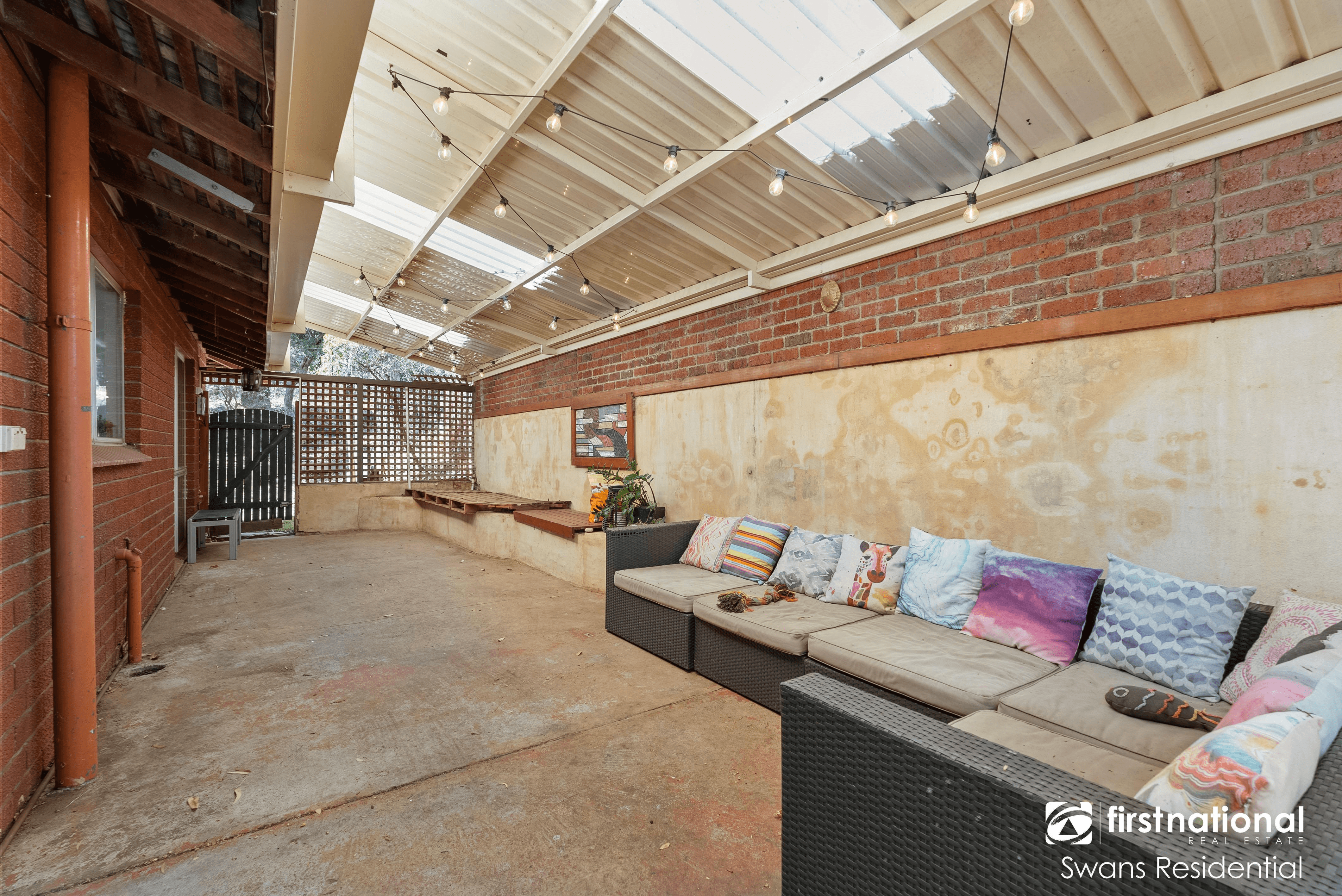 15 Marmion Street, KELMSCOTT, WA 6111