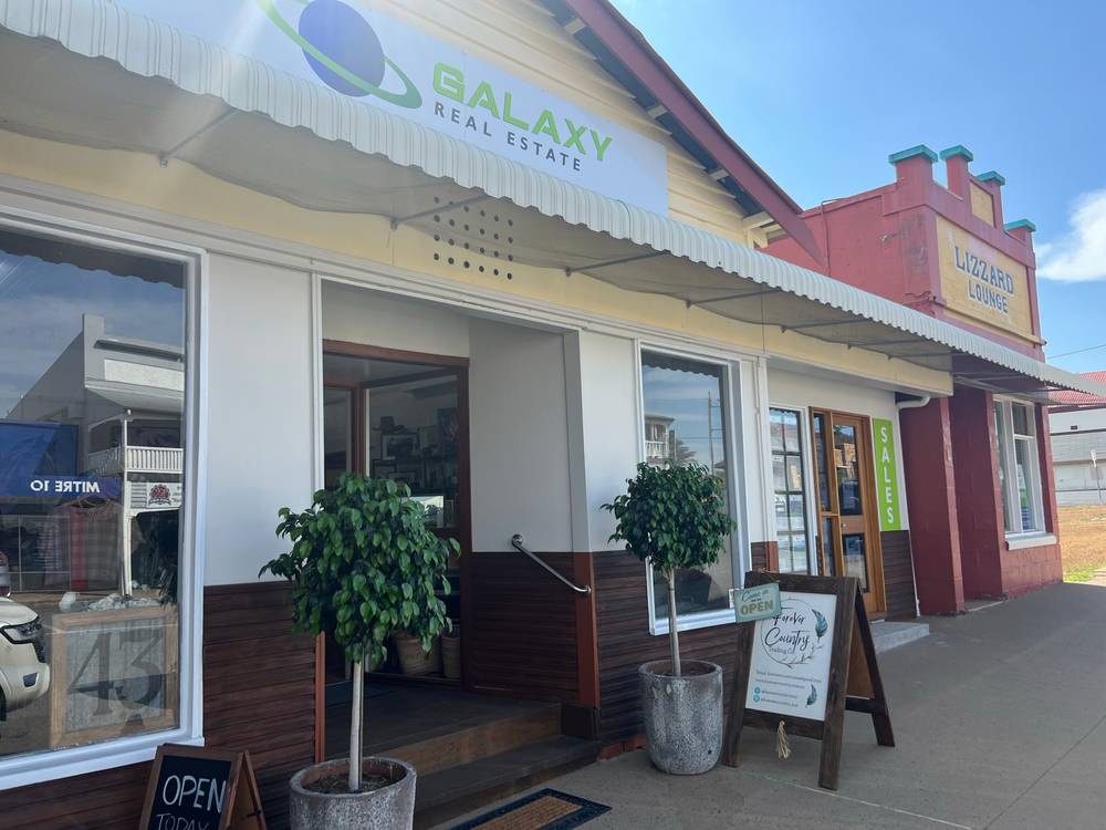 43-47 Newton Street, MONTO, QLD 4630