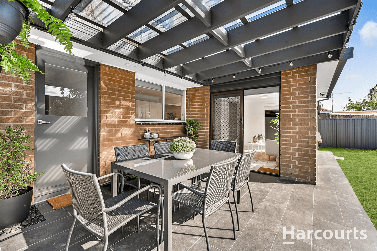 13 Neasham Drive, DANDENONG NORTH, VIC 3175