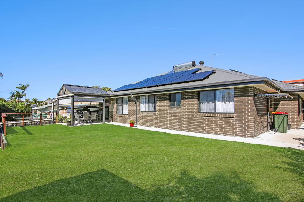 46 Hillcrest Ave, Scarness, Qld 4655