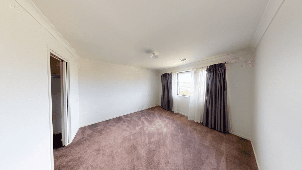 2 Carisbrooke Way, CLYDE NORTH, VIC 3978