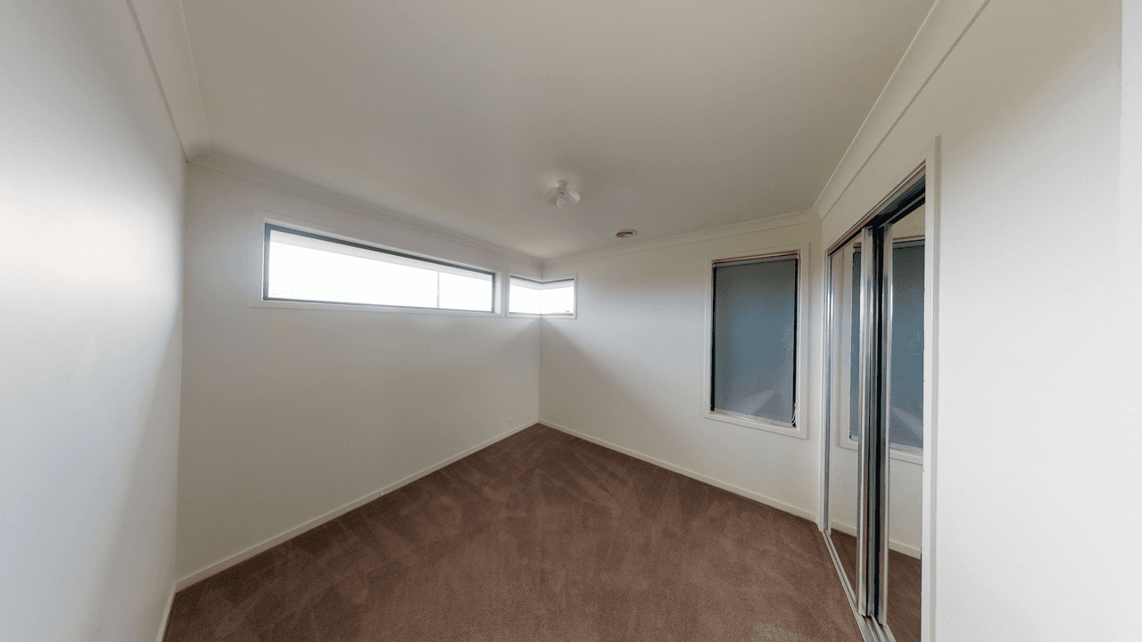 2 Carisbrooke Way, CLYDE NORTH, VIC 3978