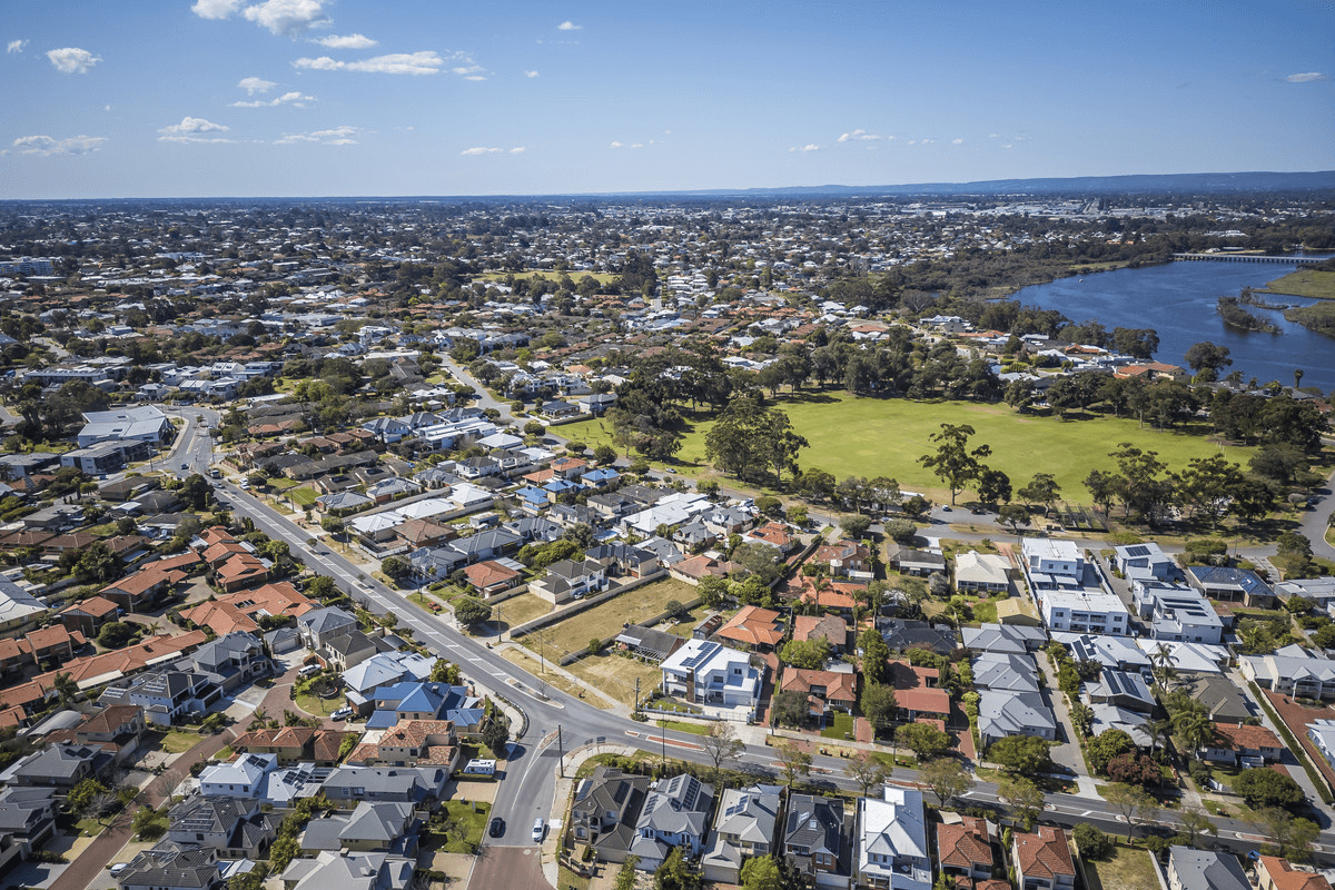 62 Peninsula Road, Maylands, WA 6051