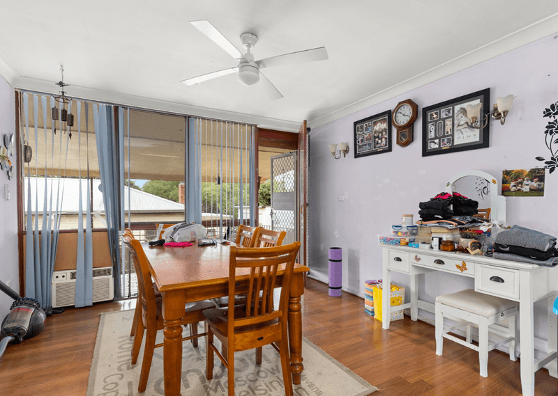 3 Little Street, WINGHAM, NSW 2429