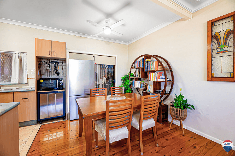 25 Noamunga Crescent, GWANDALAN, NSW 2259