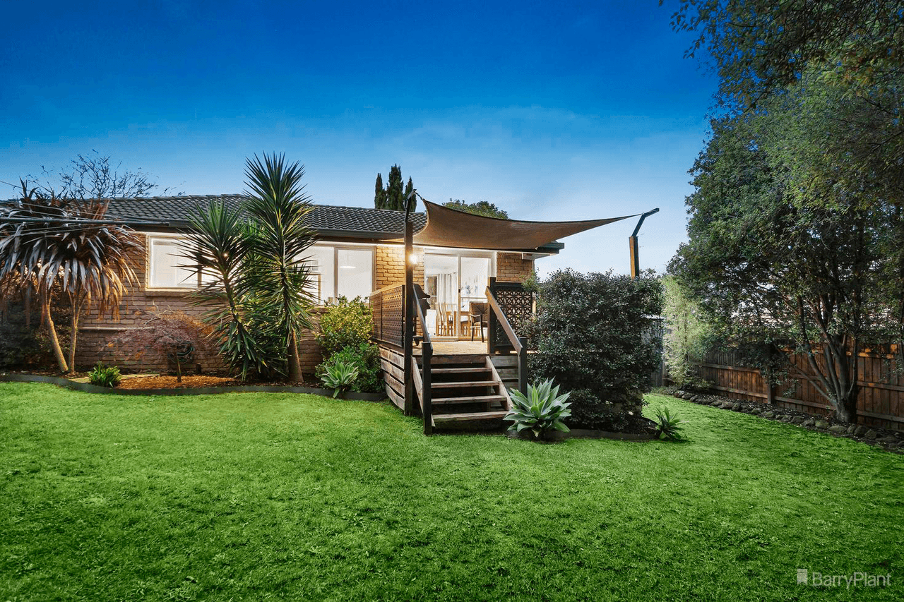 2 Glendora Lane, DONCASTER EAST, VIC 3109