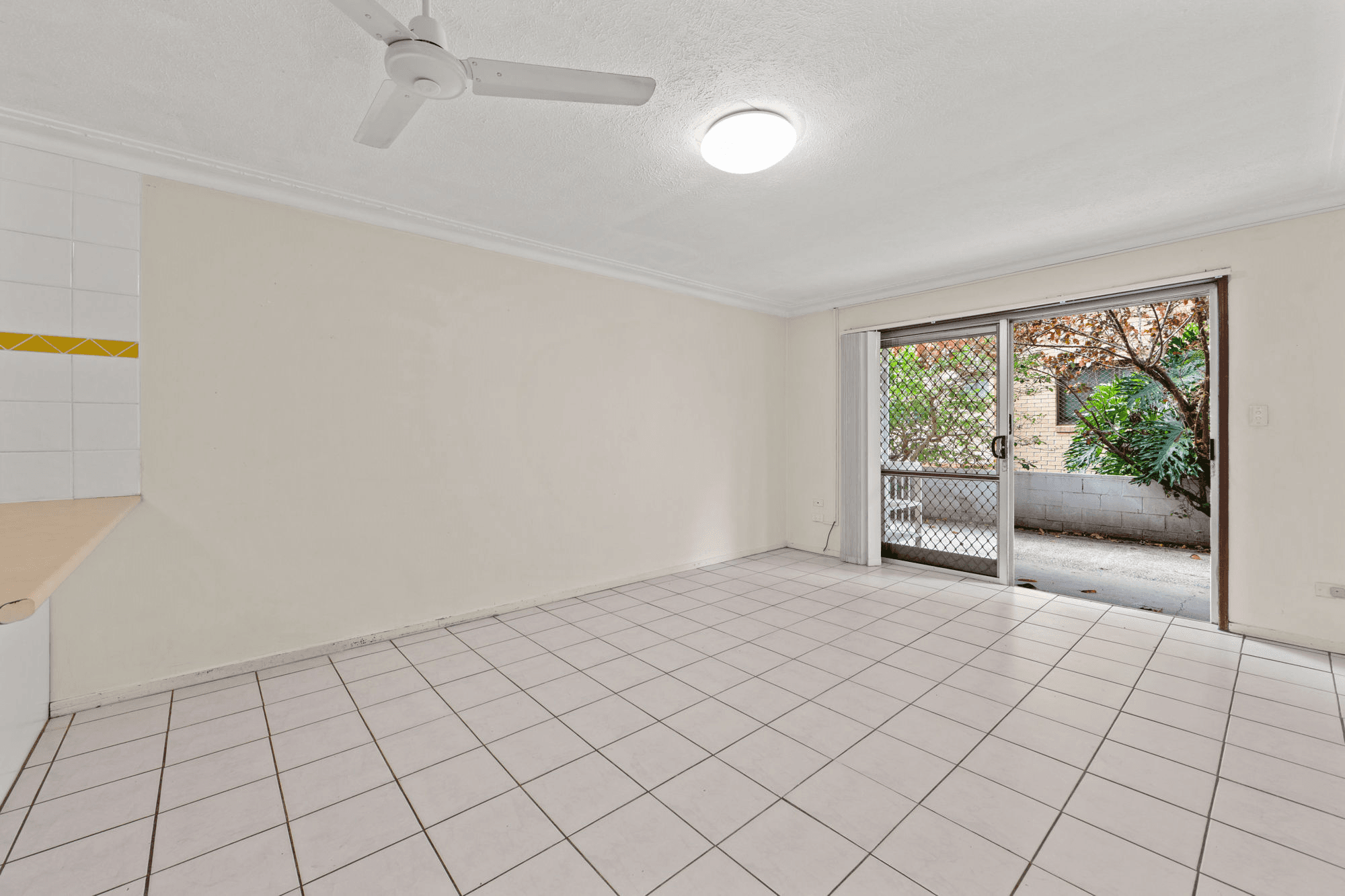 2/91 Queen Street, SOUTHPORT, QLD 4215