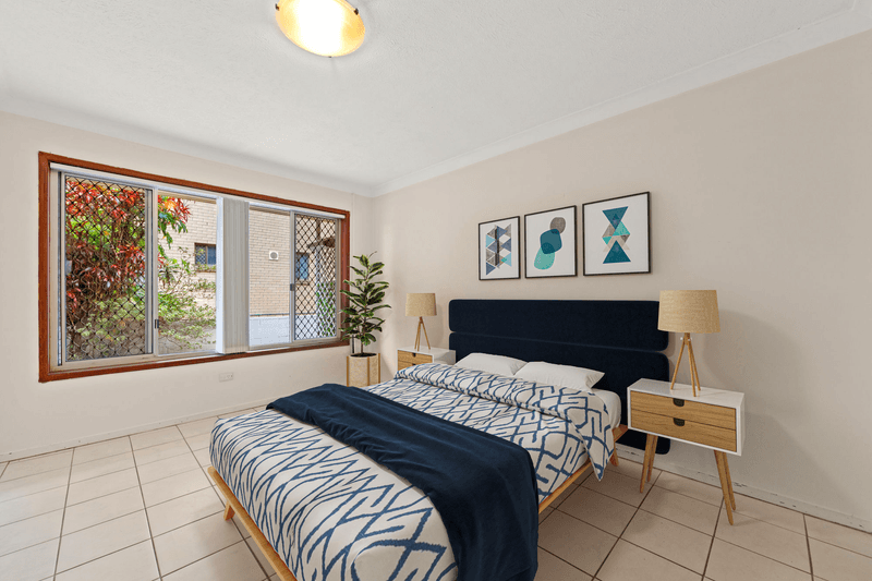 2/91 Queen Street, SOUTHPORT, QLD 4215