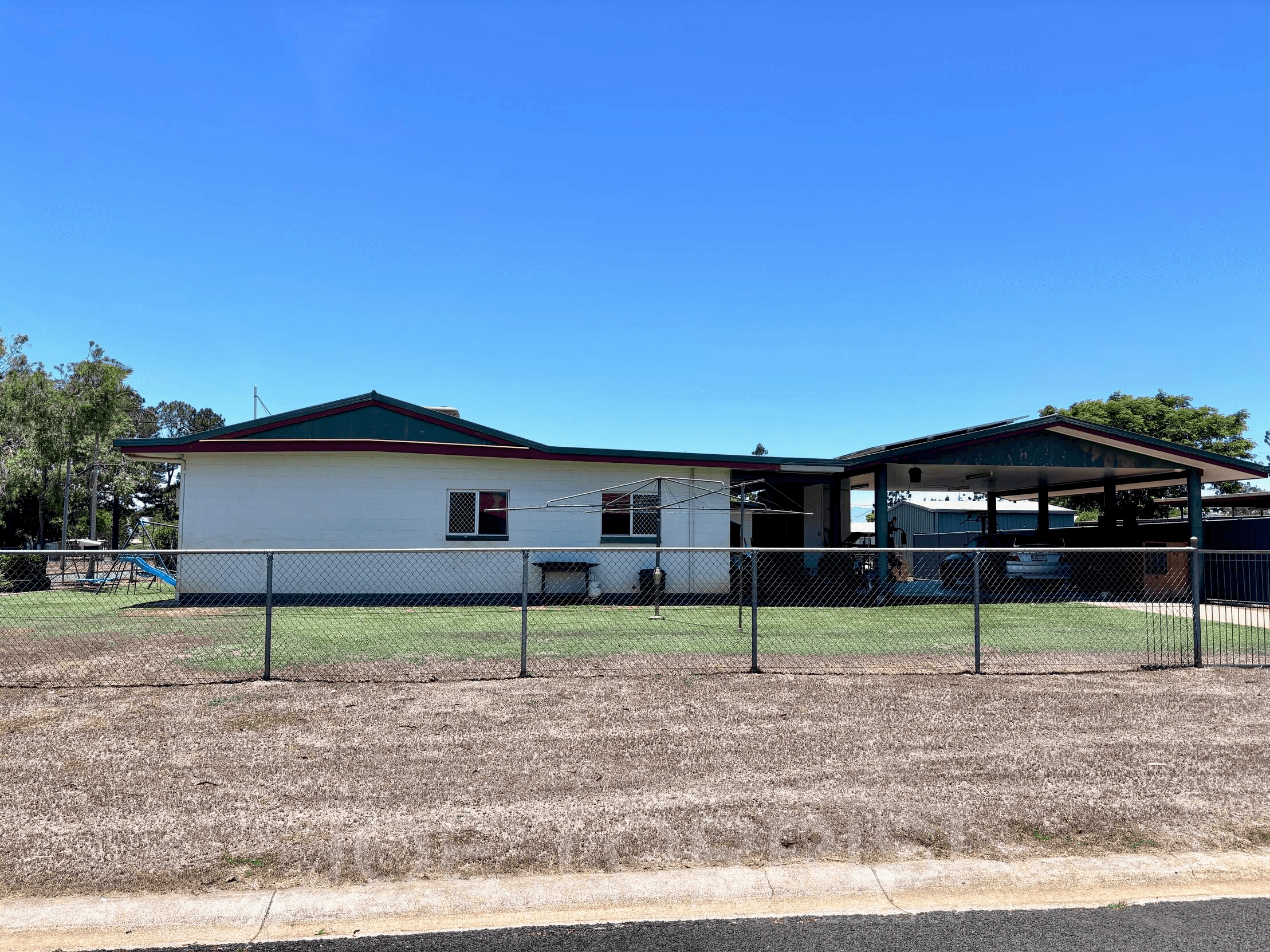 10 Hales Street, Mareeba, QLD 4880