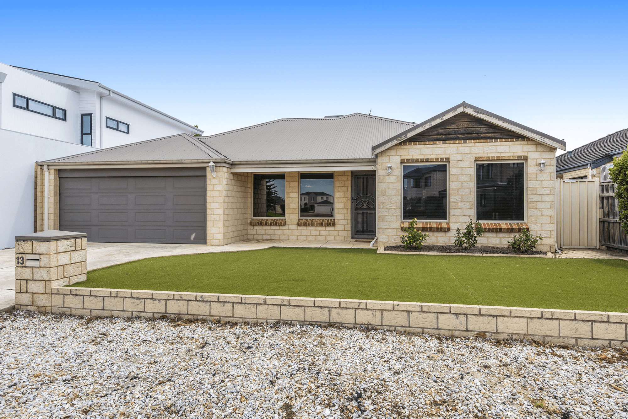 13 Glentrool Gardens, CANNING VALE, WA 6155