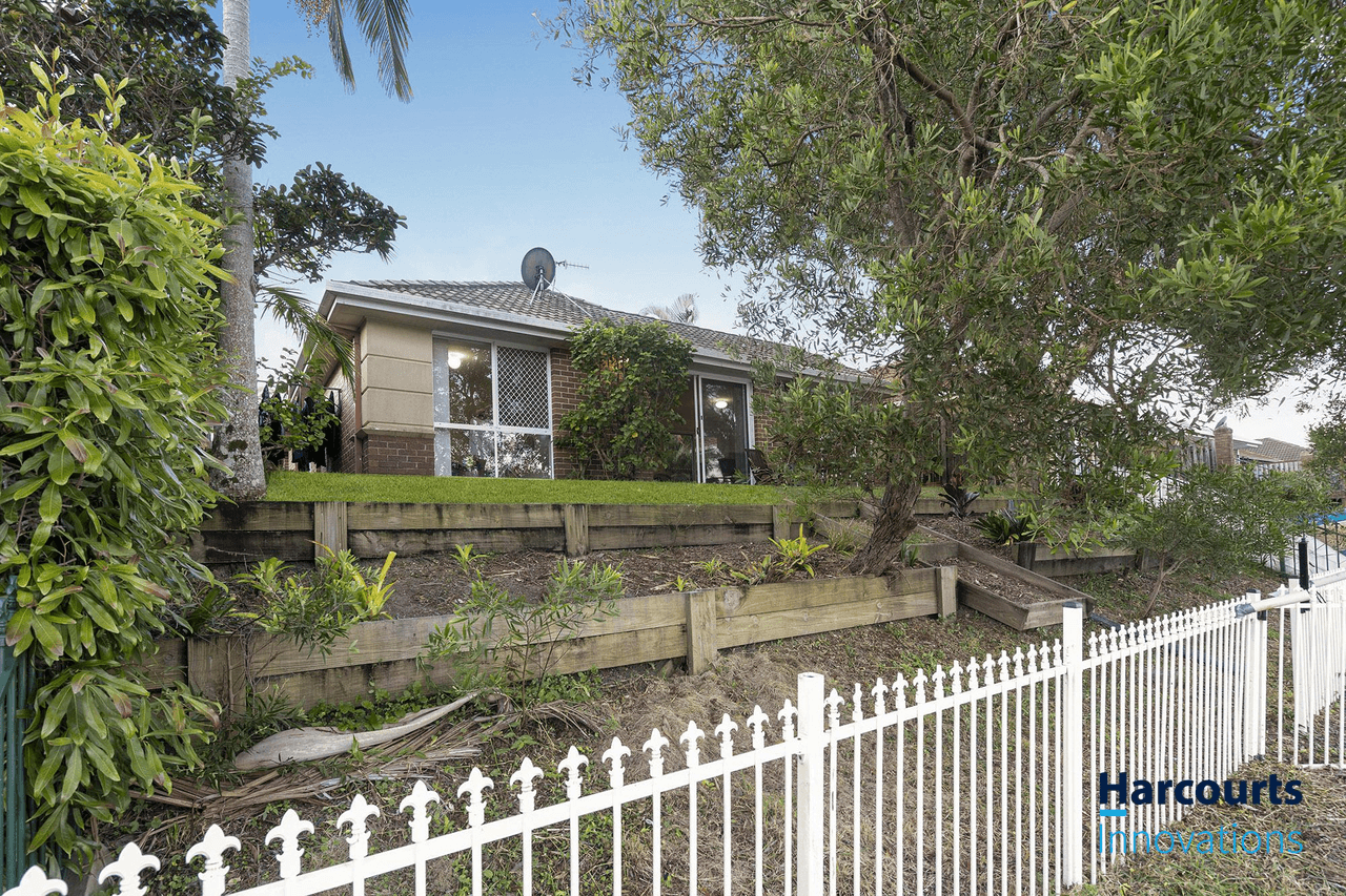 9 Waterdown Drive, ELANORA, QLD 4221