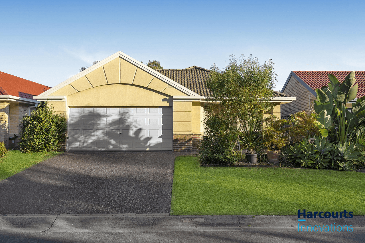 9 Waterdown Drive, ELANORA, QLD 4221