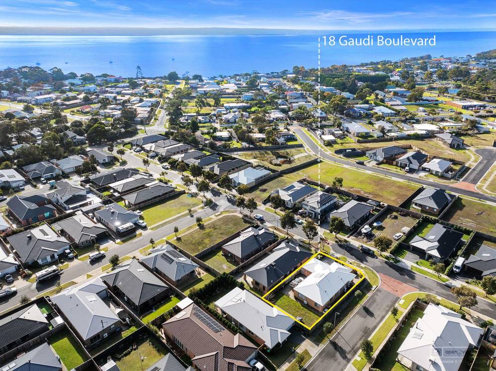 18 Gaudi Boulevard, CORINELLA, VIC 3984