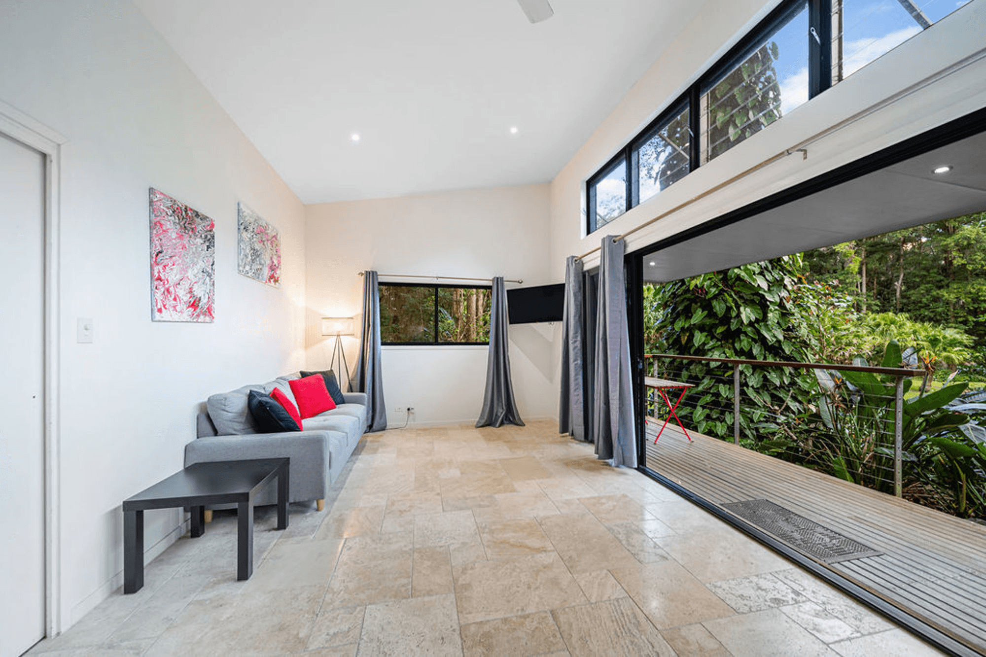 31 De Zen Road, PALMVIEW, QLD 4553