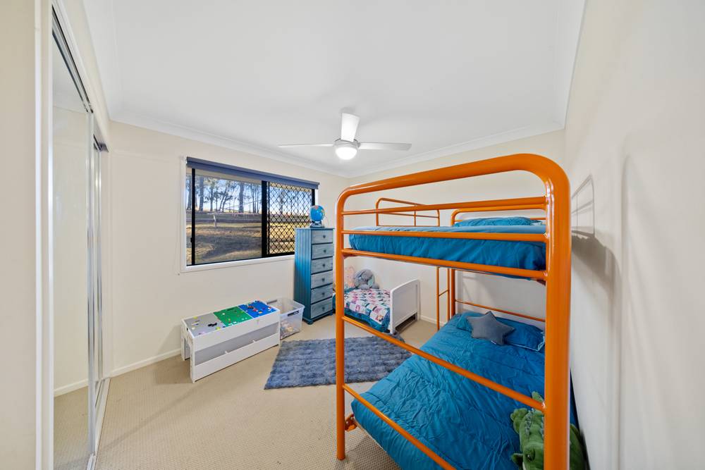 48 Staples Road, WOOLOOGA, QLD 4570