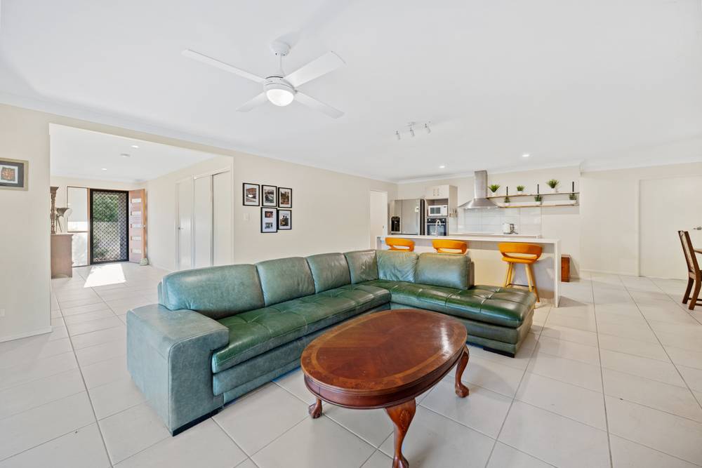 48 Staples Road, WOOLOOGA, QLD 4570
